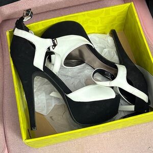 Charlotte Russe Black and White Platform Heels